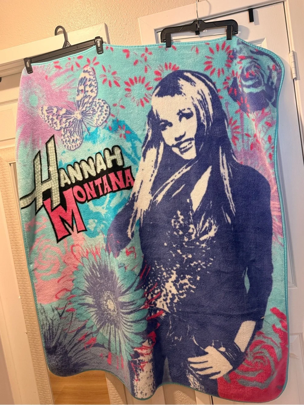 Hannah Montana fleece blanket